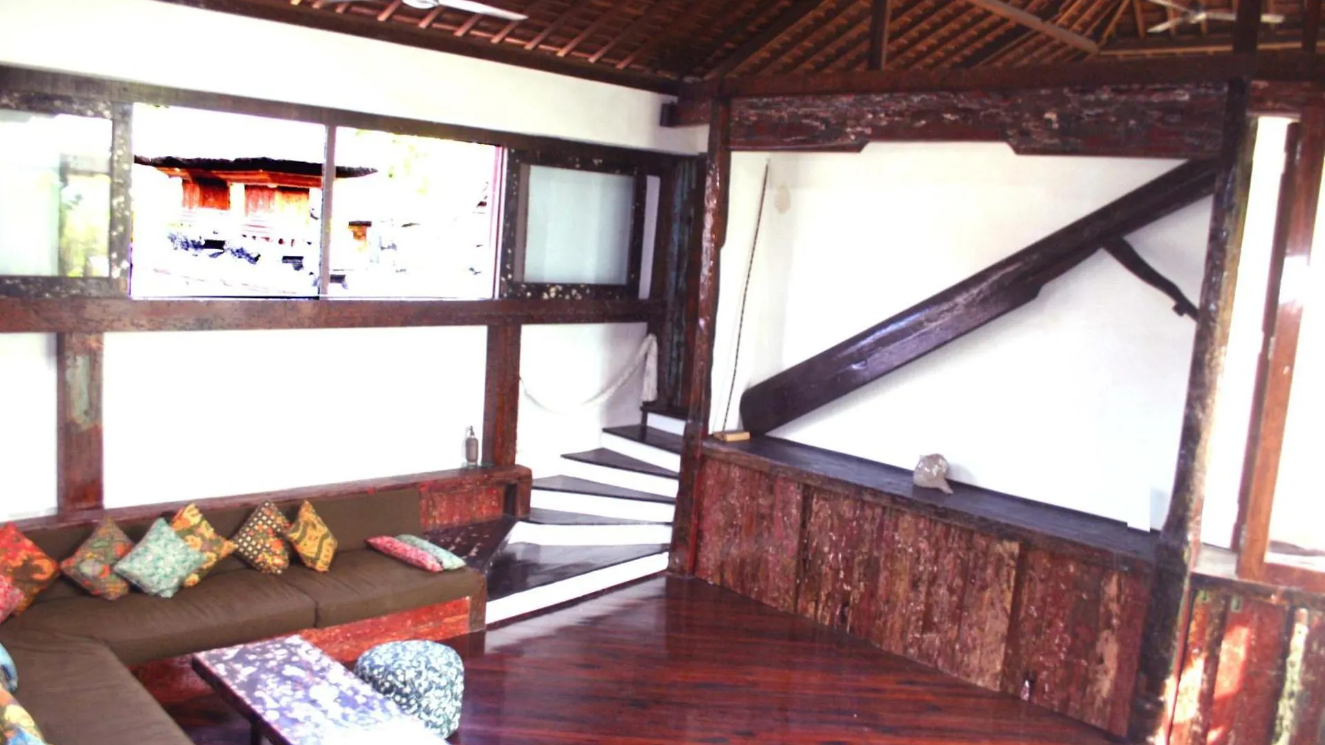 Phinisi Villas - Seminyak Beach Indonesia