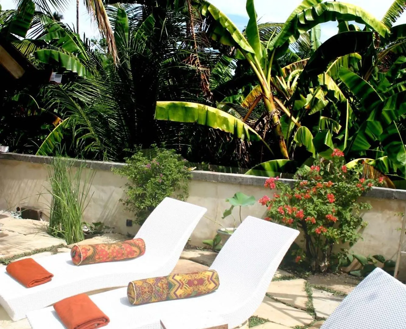Phinisi Villas - Seminyak Beach