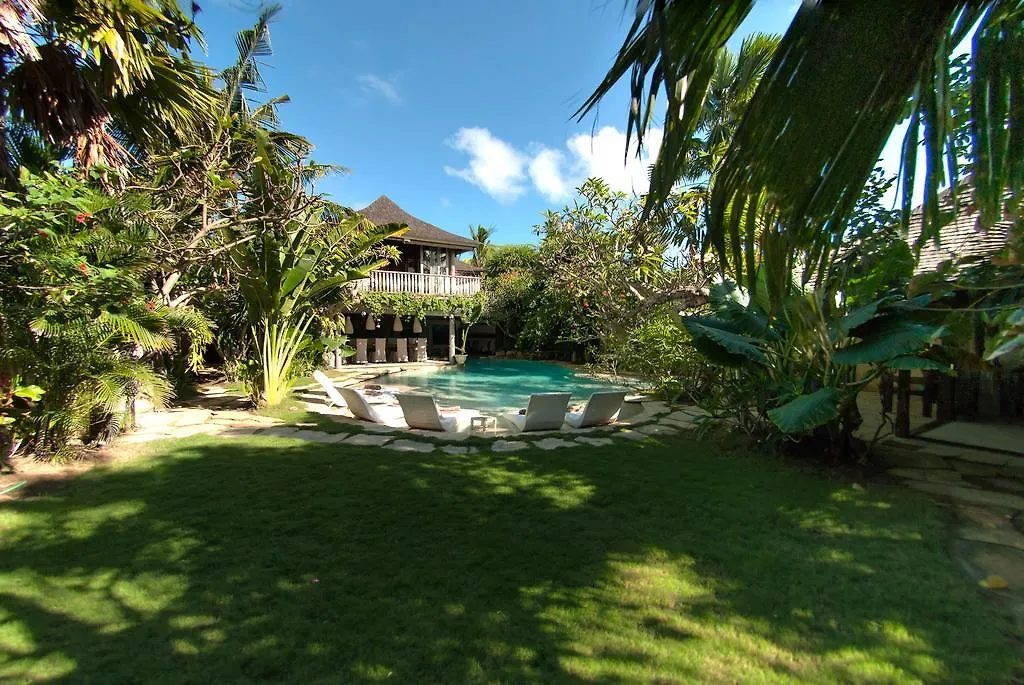 Phinisi Villas - Seminyak Beach Indonesia