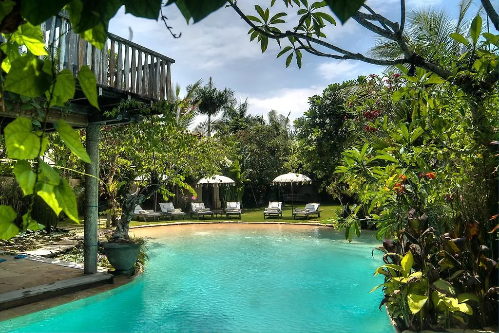 Phinisi Villas - Seminyak Beach