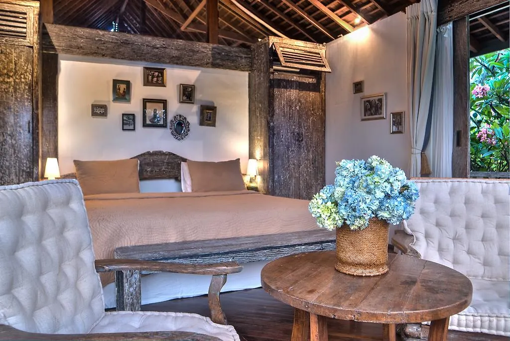 Phinisi Villas - Seminyak Beach