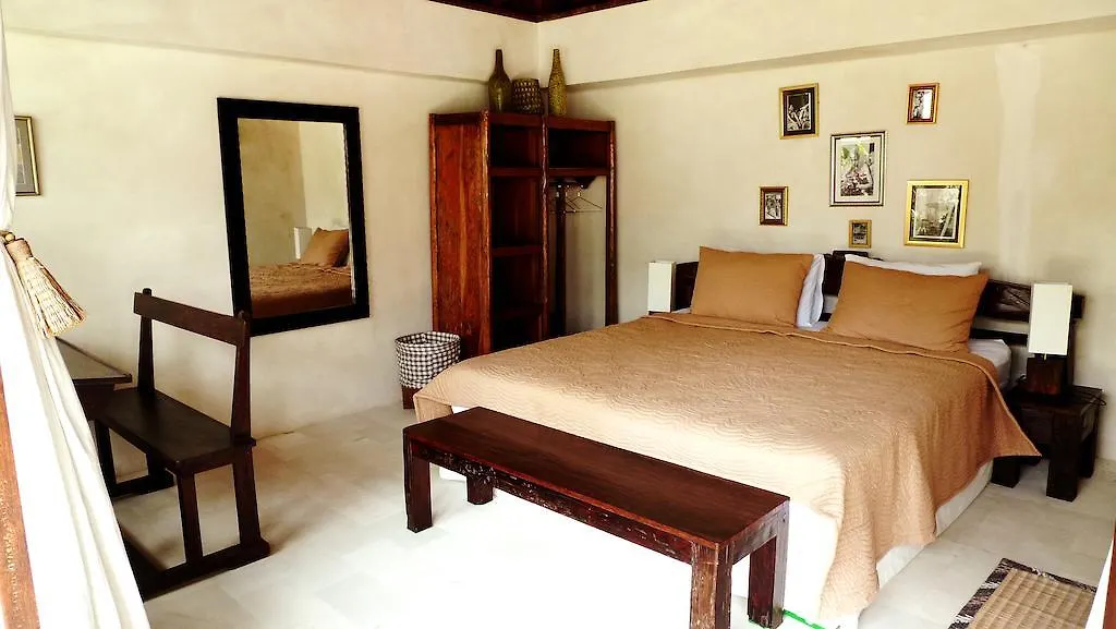 Phinisi Villas - Seminyak Beach