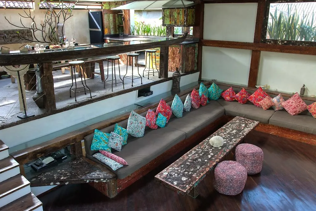 Phinisi Villas - Seminyak Beach  Seminyak (Bali)