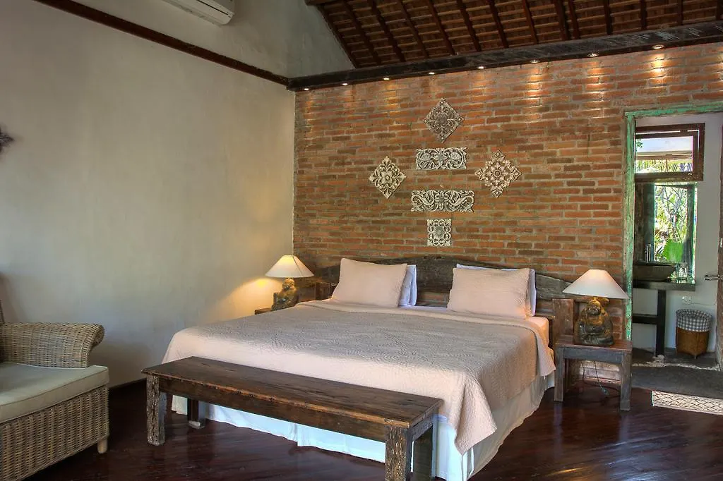 Phinisi Villas - Seminyak Beach