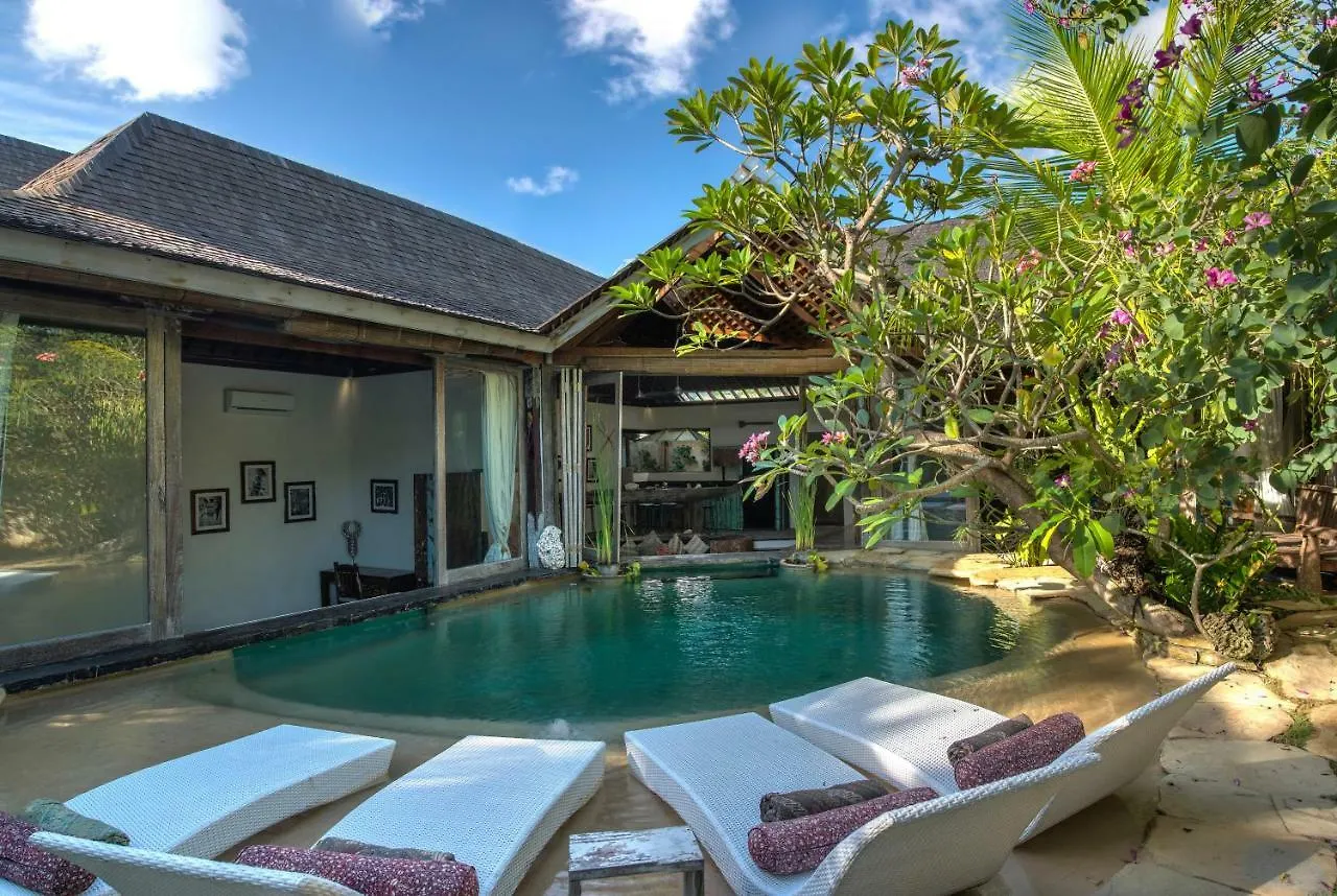 Phinisi Villas - Seminyak Beach Indonesia